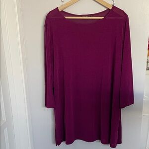 Elegant shimmery Purple Women's Top size 2X